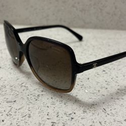 Chanel sunglasses 