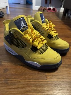 Jordan 4 Lightning