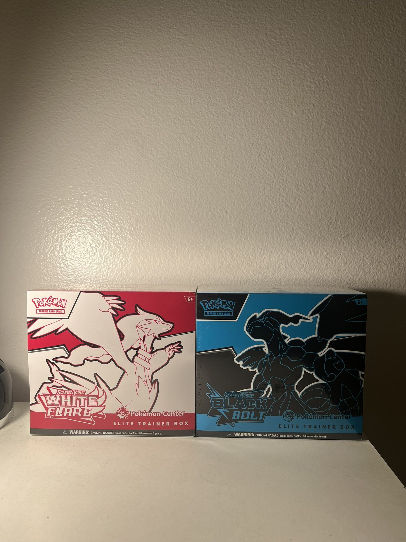 Pokemon Center Black Bolt And White Flare ETBs