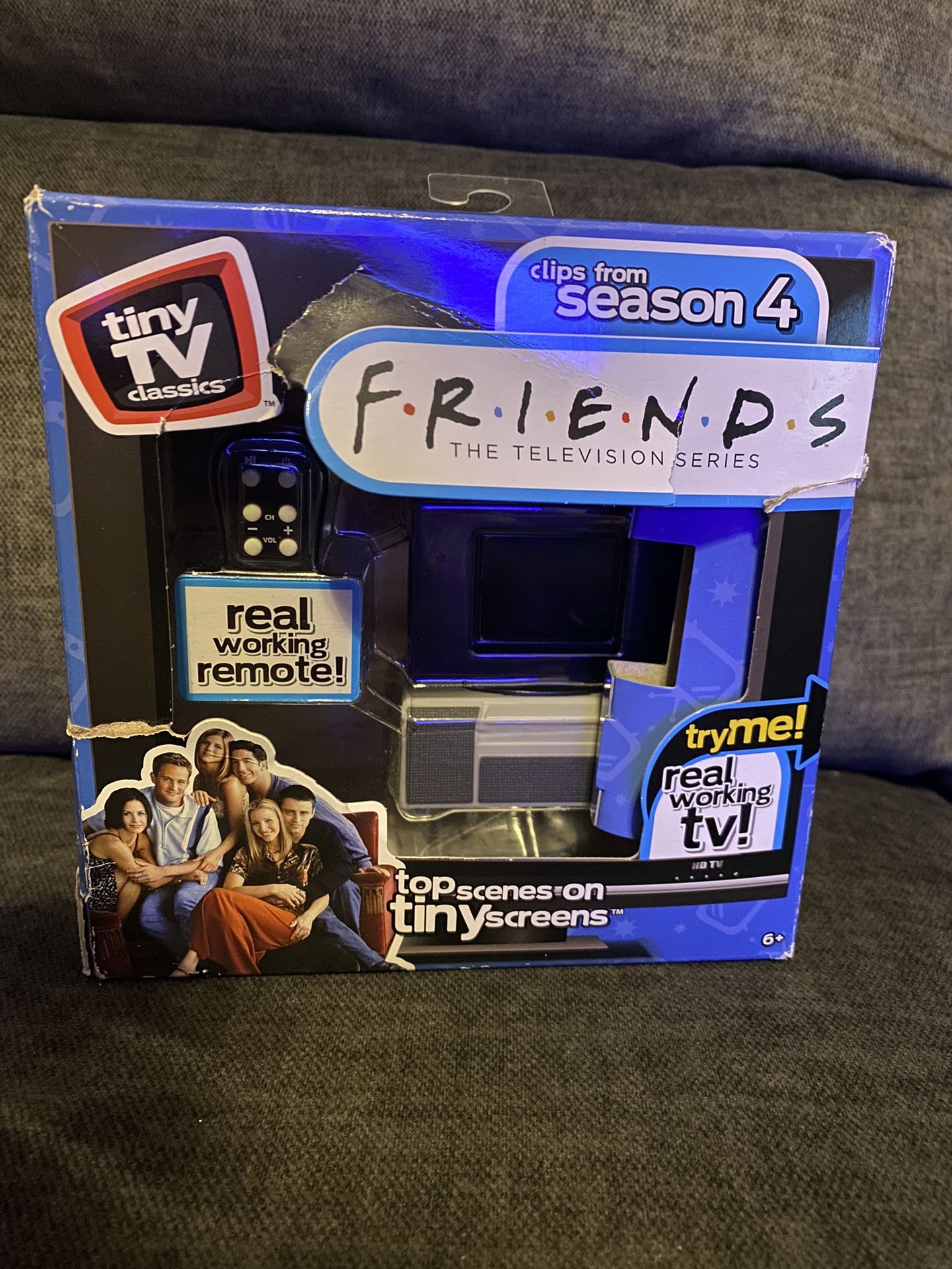Tiny TV Classics Friends Clips Season 4 Real Working TV and Remote