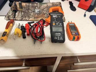 Klein Electrical Test Kit
