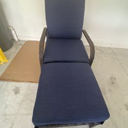 Reclining Chair With Ottoman 
