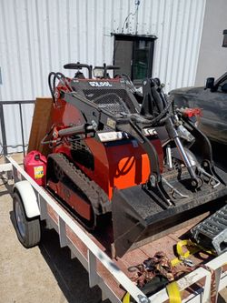 Mini skid steer