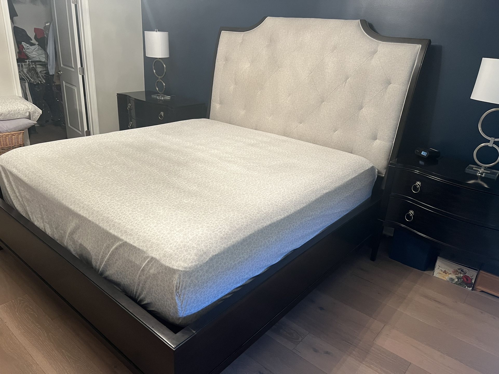 Raymore Flanigan Bernhardt5 Piece Bedroom Set
