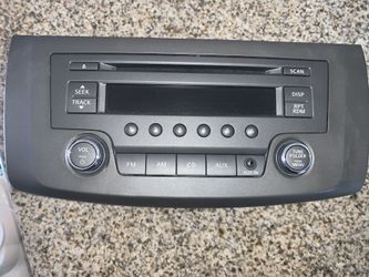 2014 Nissan Sentra Stereo