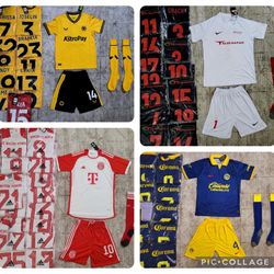  Soccer uniforms uniformes de fútbol full kits conjuntos completos playeras playera o fútbol Set includes 👇you can pick up in Santa Ana ca  or I can 