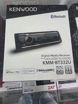 Kenwood stereo  ( NEW )