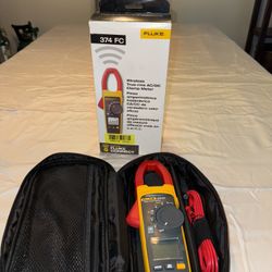 Fluke 374 FC Wireless True-rms Clamp Meter