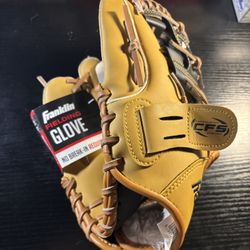 Youth Frankie Baseball Left Handed Glove (Tags On)