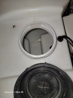 Fifty gallon water tank Potable water only.!