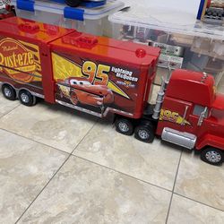 Disney Lightening McQueen Big Rig