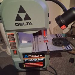 DELTA 9" BAND SAW