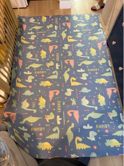Play mat reversible