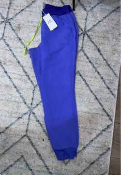 New Size S Petite Women’s FIGS HW Zamora jogger scrub pants blueberry 4491