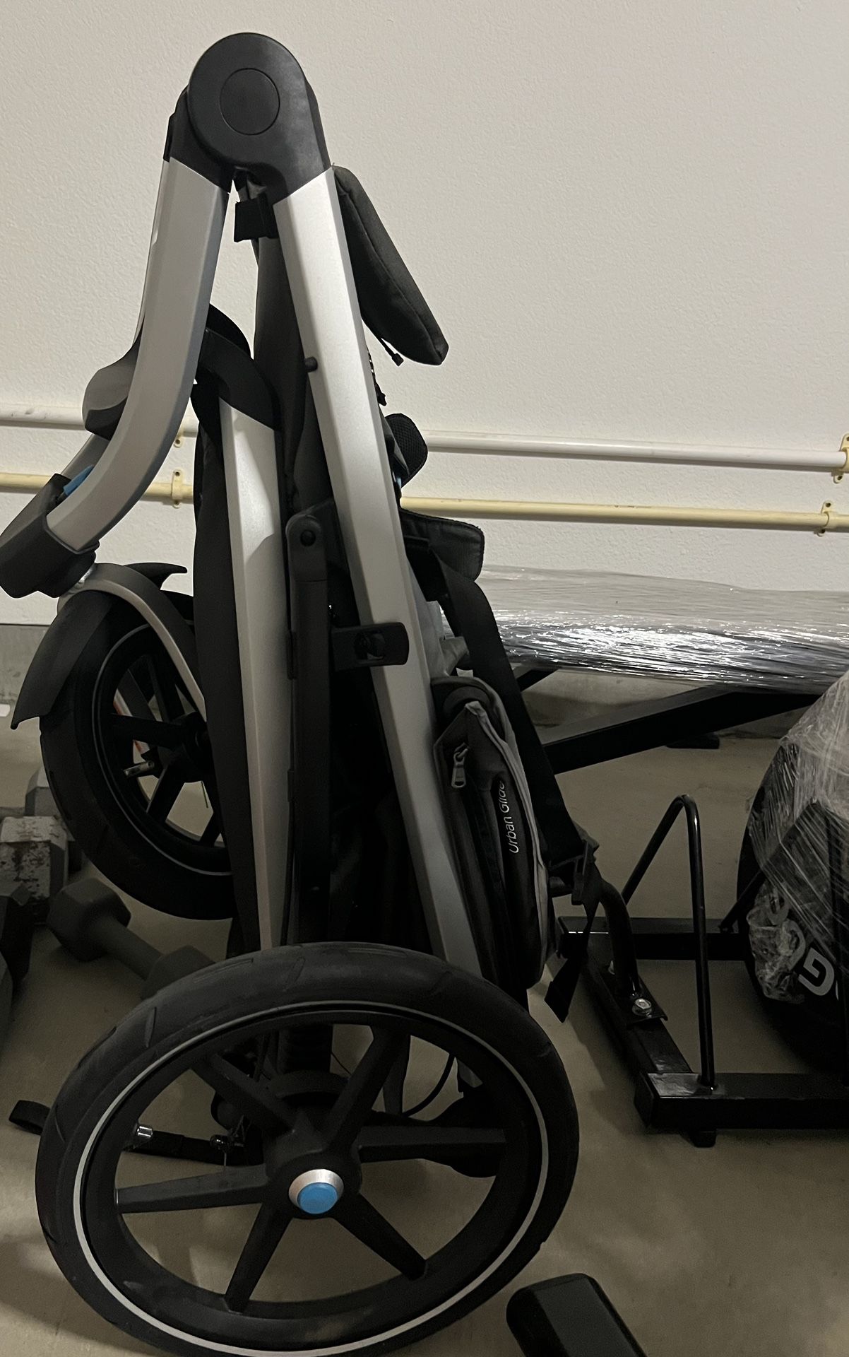 New Unboxed Thule Urban glide Double Stroller