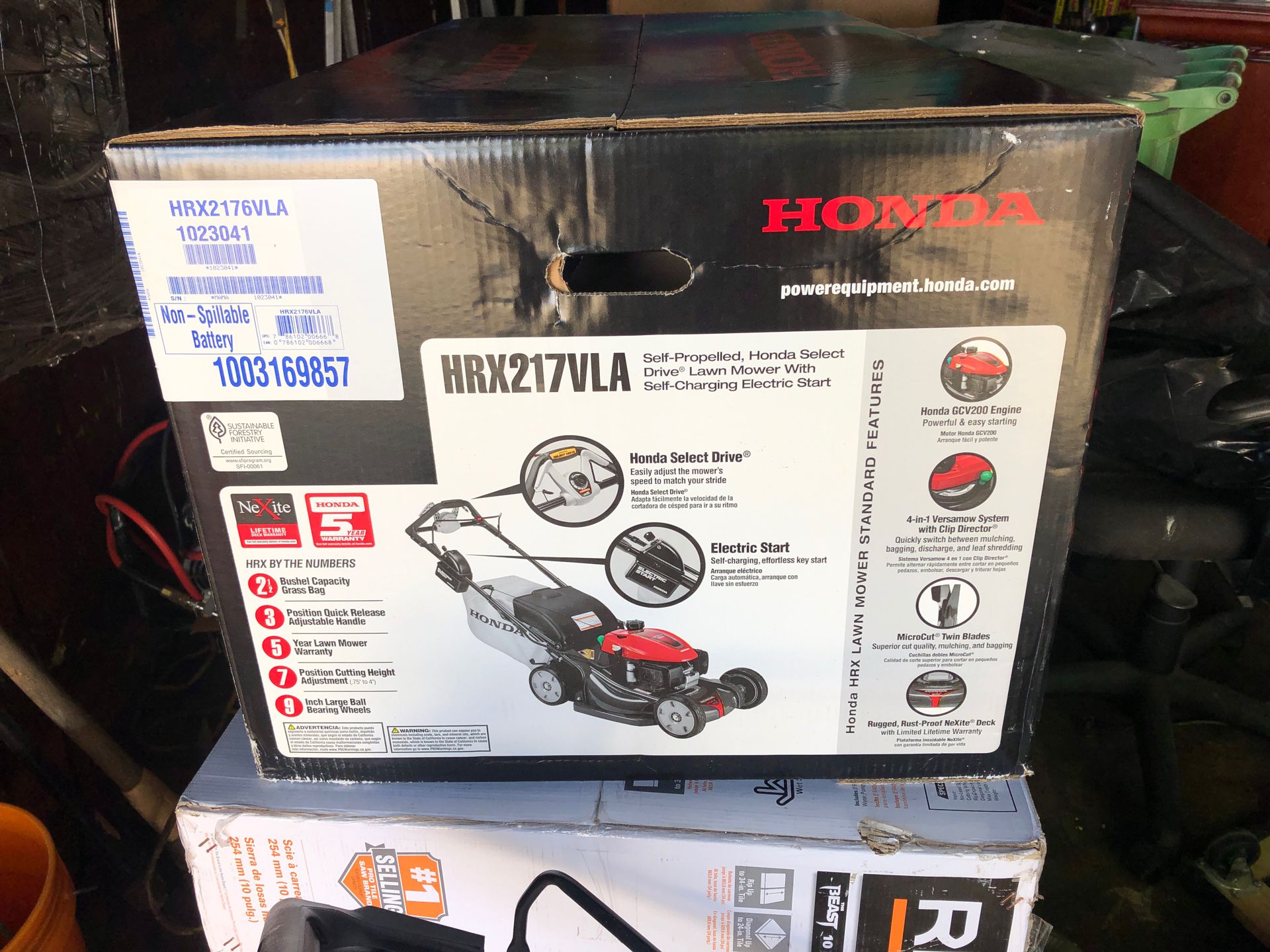 Honda lawn mower hex in box