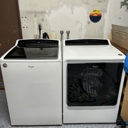 Whirlpool Washer And Dryer 