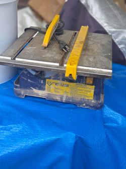 Potable Tile cutter.