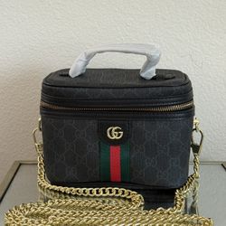 Women’s Cross Body/ Hand Bag