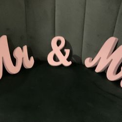 Mr & Mrs Wedding Wooden Sign Wood Letter Decor Party Decoration Table Standing