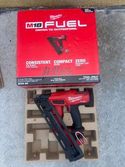 M18 FUEL 18-Volt Lithium-Ion Brushless Cordless Gen II 15-Gauge Angled Finish Nailer