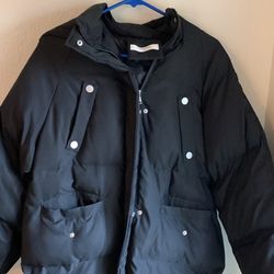 Knee Length Women’s Winter Coat Size Small 