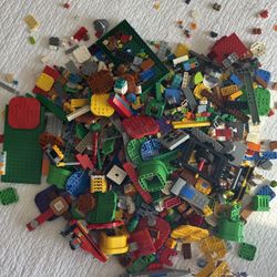 Unsorted Gallon Bag Lego Building Brick Parts including Lego Poe Dameron