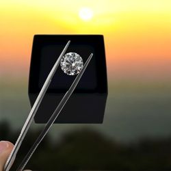 IGI certified Round Lab Diamond 