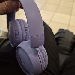 Purple Jbl head phones