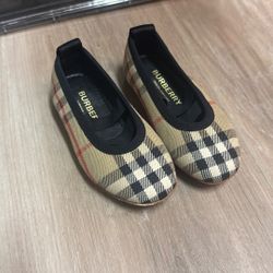 Burberry Girl Shoes 