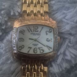 Anne Klein New YorkMovement: Swiss Quartz