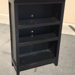 Bookshelf 