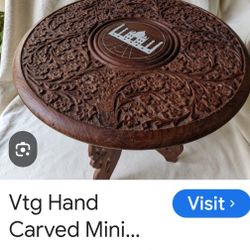 Beautiful Vntg  End Table 