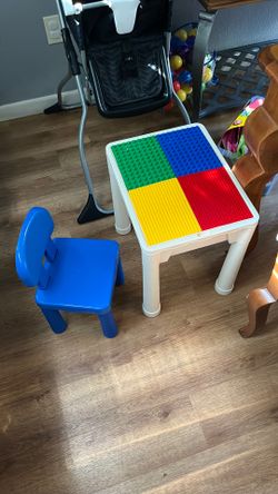 Lego Table 