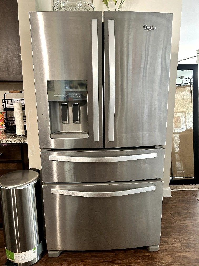 Whirlpool Stainless Steel Double Doors to-tier Freezer