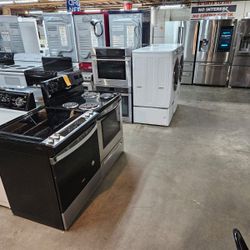 Blow Out Sale Warehouse Full Of Nice Like Brand New Washer Dryer Fridge Stove Oven Stackable Free Warranty Free Financing Available 90day TO Pay 