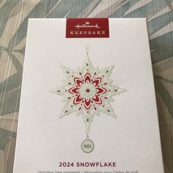 Hallmark 2024 “Snowflake” Ornament - NEW