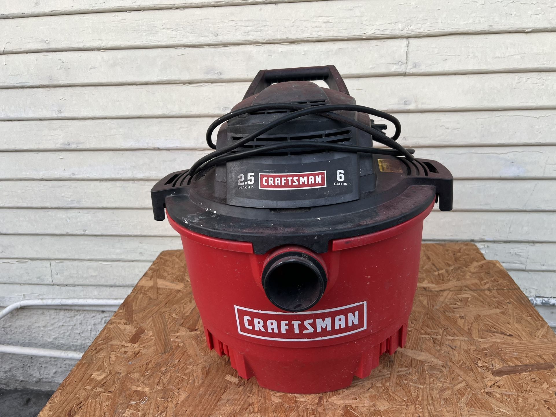 Craftsman Wed/Dry Vacuum 6 gallon (no hose)