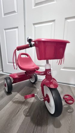 Tricycle for toddlers