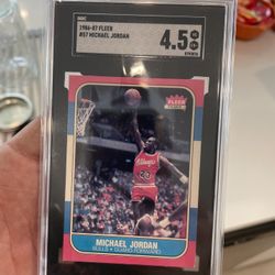 Michael Jordan Rookie Card, 1986 FLEER SGC 4.5