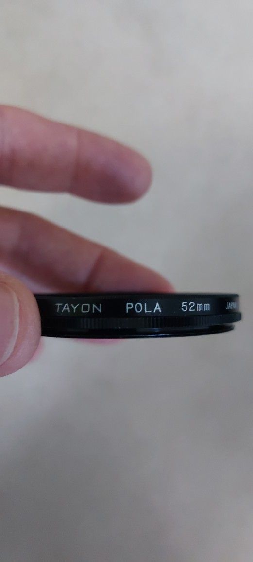Tayon Pola 52mm Polarizer Lens