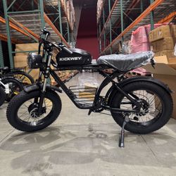 Dual motor high-speed electric bicycle