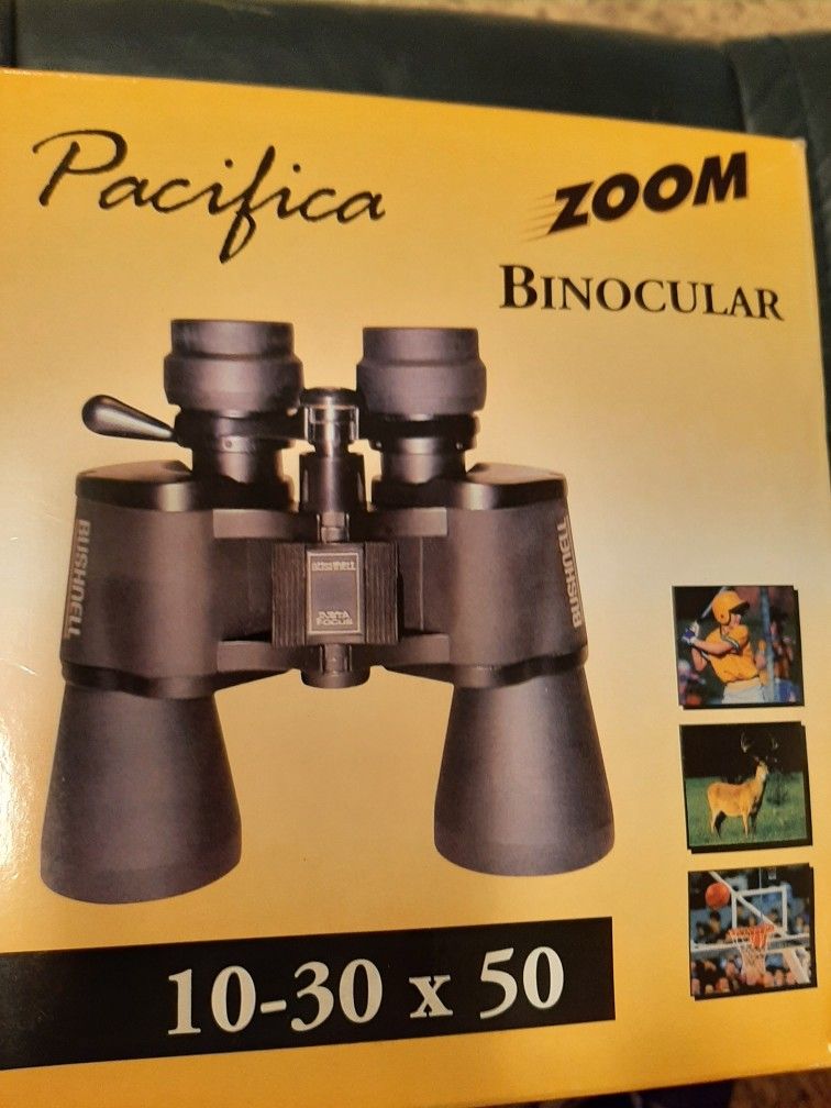 Brand NEW Pacifica BUSHNELL 10-30 X 50 Binoculars