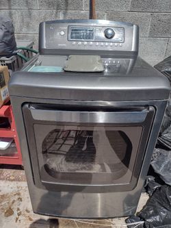 LG - 7.3 Cu. Ft. Smart Electric Dryer with EasyLoad Door