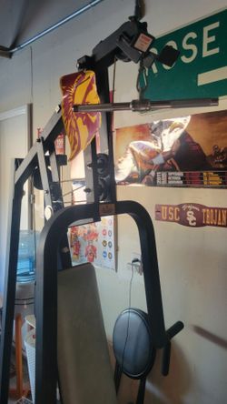 Cable driven work out machine