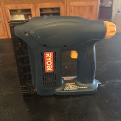 Ryobi Staple And Nail  Gun  Works Great Tool Only $40