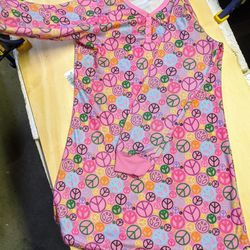Peace Sign Girls Nightgown size L (10-12)