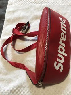 Supreme Fannypack lv