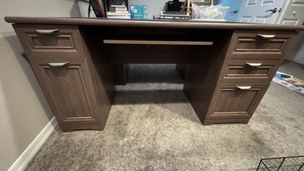 Home offices desk