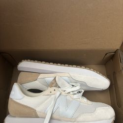 New Balance 237